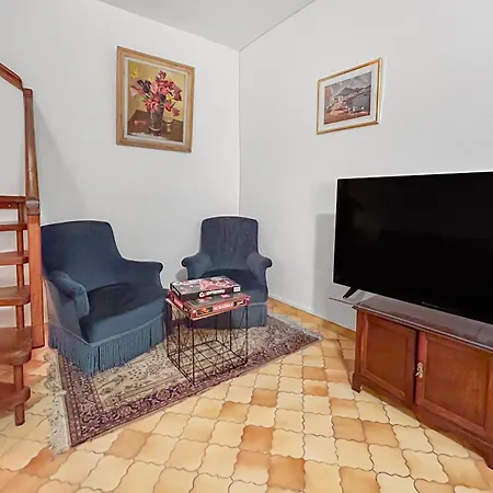 别墅 Maison Rustique Avec Patio Prive