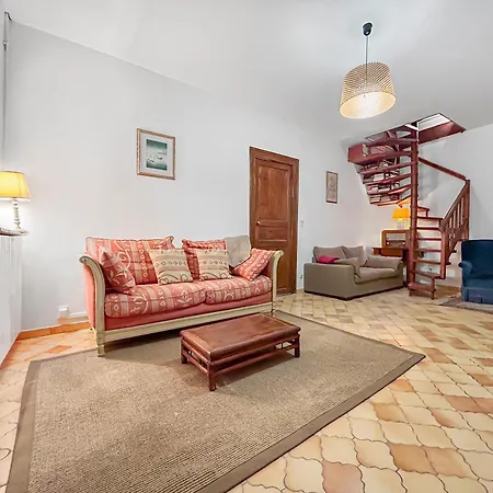 Maison Rustique Avec Patio Prive Villa