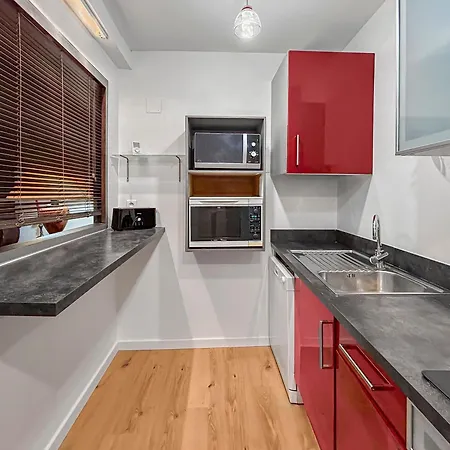 Maison Rustique Avec Patio Prive 别墅 *