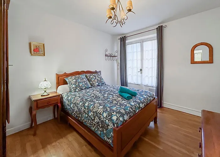 Maison Rustique Avec Patio Privé *