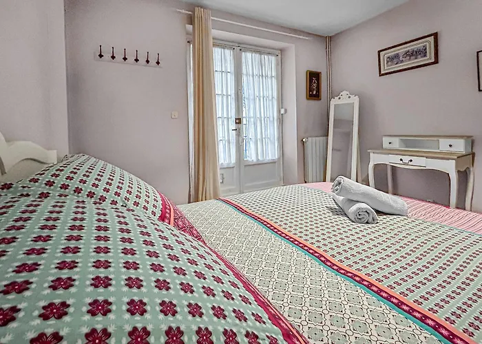 Villa Maison Rustique Avec Patio Privé Pau